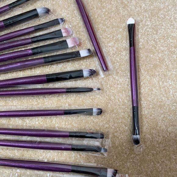 Bundle of Makeup Brushes - 20 items NEW - Picture 6 of 7